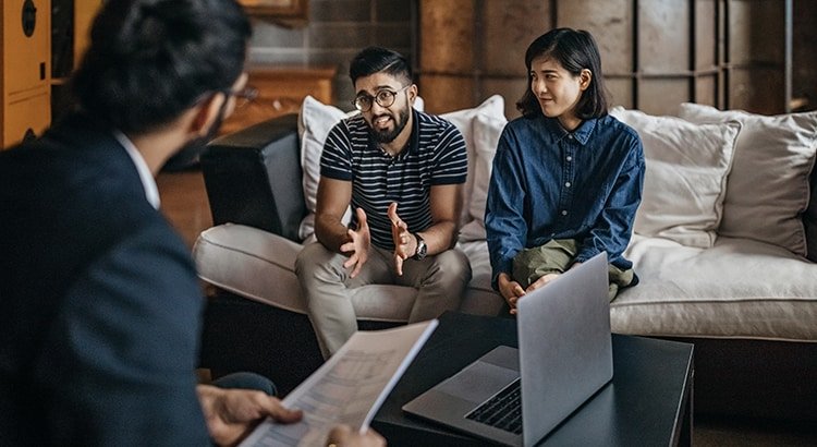 3 Must-Do’s When Selling Your House This Year | Keeping Current Matters