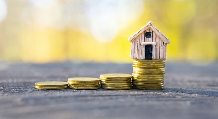 Real Estate Voted the Best Investment Eight Years in a Row | Keeping Current Matters