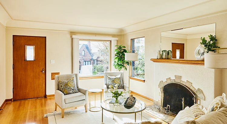 How To Prep Your House for Sale This Fall | Keeping Current Matters